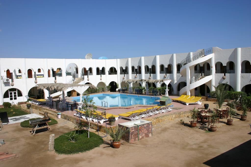 Yassmina Hotel Dahab Exterior photo